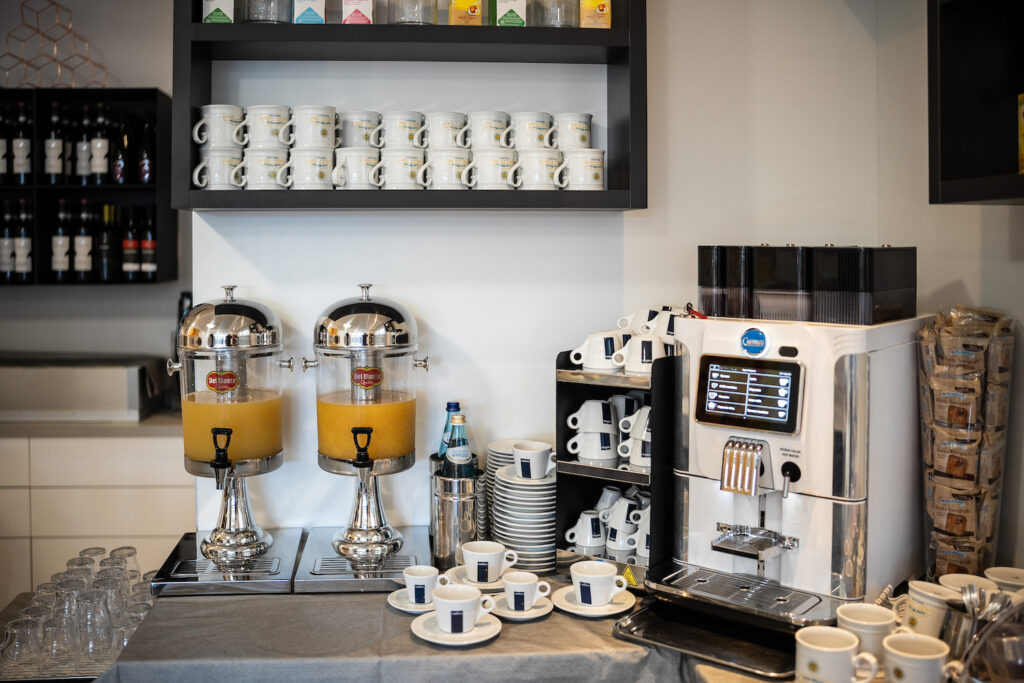 foto-buffet-colazione-ristorante-art-hotel-marzia-30