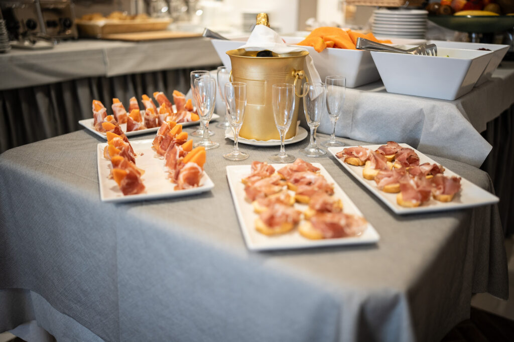 foto-buffet-colazione-ristorante-art-hotel-marzia-9